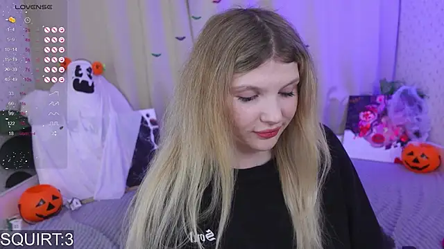 Snapshot of _aleksa_ chatting on October 18, 2025, 5:14 pm aleksa online show from October 18, 2025, 5:14 pm