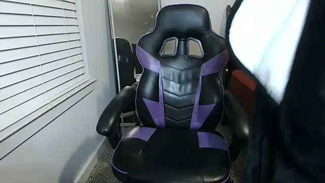 carameldoll1 online show from March 26, 2026, 12:39 am