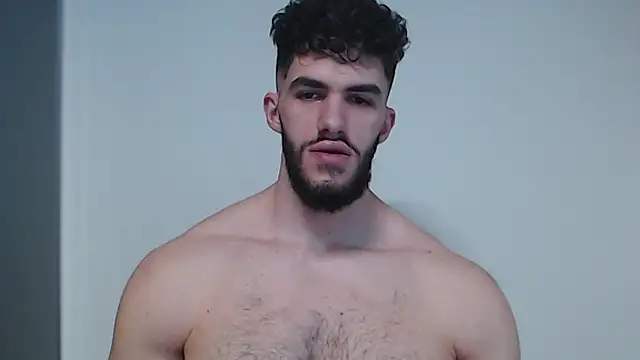 Snapshot of hiddenf chatting on March 9, 2025, 9:35 am hiddenf online show from March 9, 2025, 9:35 am