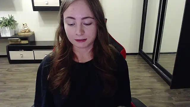 Laralianna online show from September 20, 2025, 2:29 pm