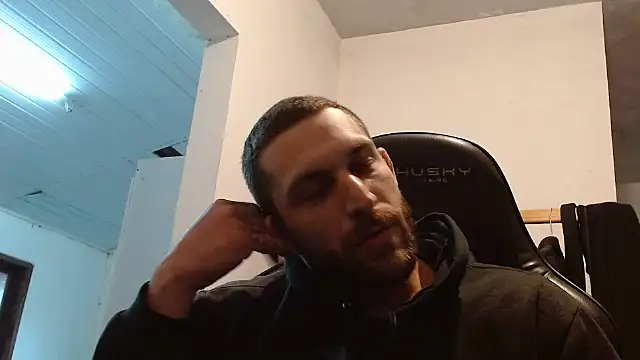 surfdog 95 online show from October 28, 2025, 7:16 pm