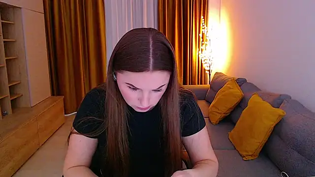  Mia Adams online show from March 30, 2026, 9:54 am