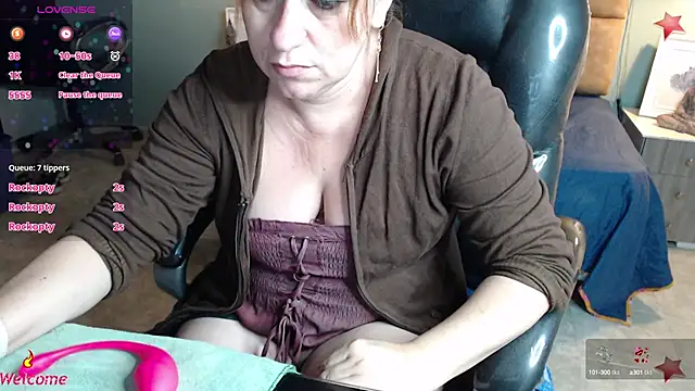 Snapshot of Barbiegomez chatting on February 8, 2025, 7:15 am Barbiegomez online show from February 8, 2025, 7:15 am