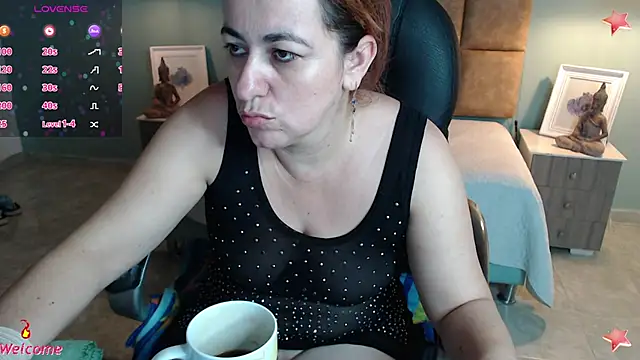 Snapshot of Barbiegomez chatting on February 19, 2025, 3:28 am Barbiegomez online show from February 19, 2025, 3:28 am