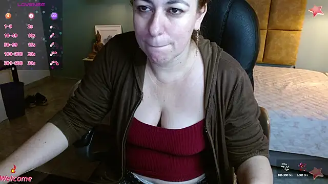 Snapshot of Barbiegomez chatting on March 7, 2025, 3:29 am Barbiegomez online show from March 7, 2025, 3:29 am