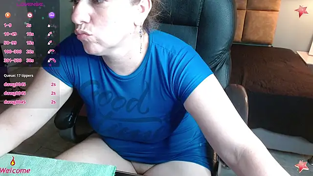 Snapshot of Barbiegomez chatting on March 11, 2025, 6:21 am Barbiegomez online show from March 11, 2025, 6:21 am