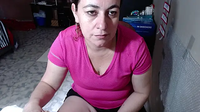 Barbiegomez online show from March 20, 2026, 6:13 pm