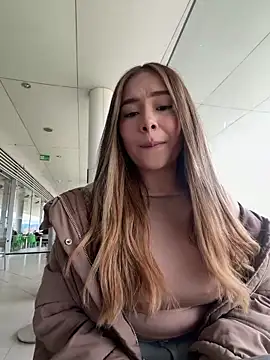 sammbunny online show from April 9, 2026, 8:36 pm