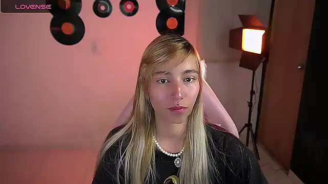 Saucy Jenn online show from March 22, 2026, 10:24 pm