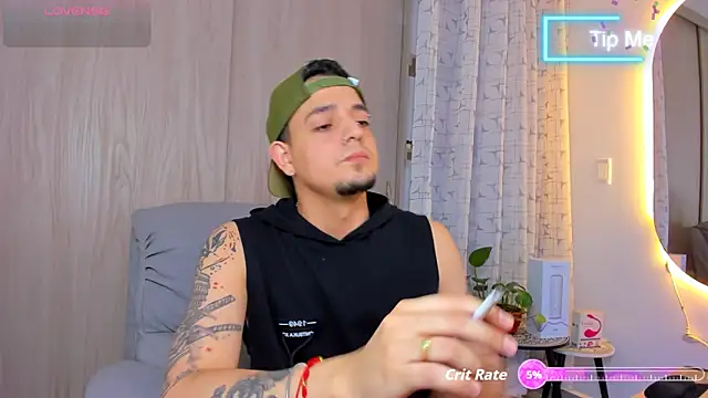 Snapshot of alejandro_calderon1 chatting on September 22, 2025, 4:14 am alejandro calderon1 online show from September 22, 2025, 4:14 am