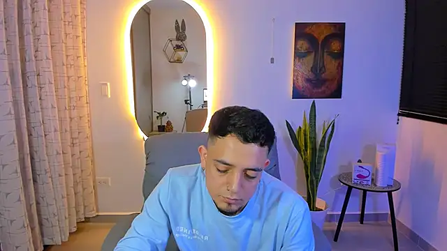 alejandro calderon1 online show from March 20, 2026, 4:17 am