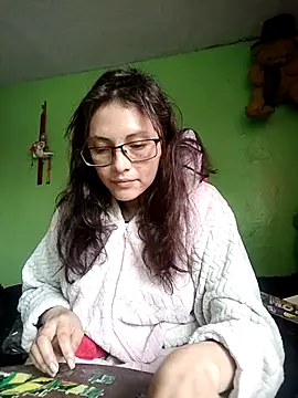 Kyomi chang online show from October 8, 2025, 12:47 pm