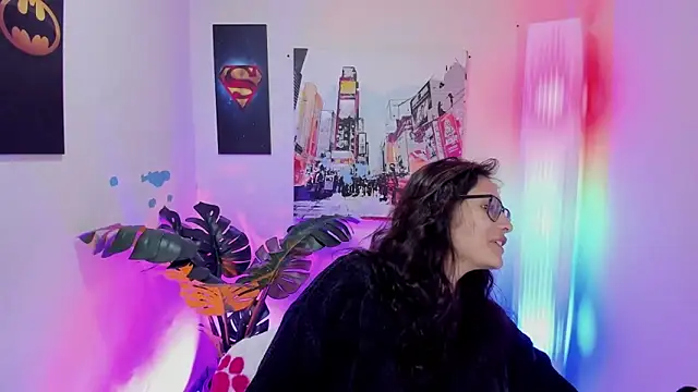 Kyomi chang online show from November 24, 2025, 1:22 pm