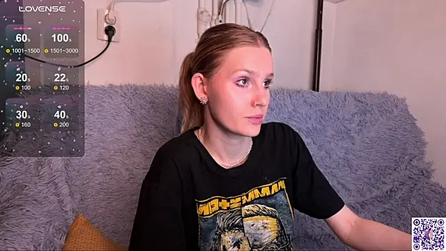 Snapshot of Chanel_Gill chatting on October 23, 2025, 11:03 pm Chanel Gill online show from October 23, 2025, 11:03 pm