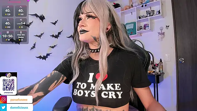 Snapshot of damnliciousss chatting on December 2, 2025, 12:05 am damnliciousss online show from December 2, 2025, 12:05 am