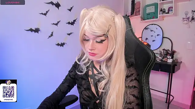 Snapshot of damnliciousss chatting on January 11, 2026, 11:32 pm damnliciousss online show from January 11, 2026, 11:32 pm