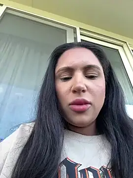 Snapshot of MeghanXO chatting on June 15, 2026, 2:08 pm MeghanXO online show from June 15, 2026, 2:08 pm
