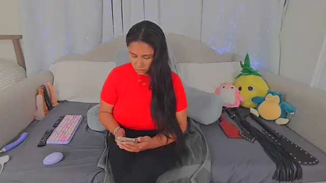MeghanXO online show from June 18, 2026, 2:10 pm