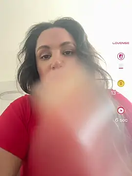 MeghanXO online show from July 6, 2026, 9:06 pm