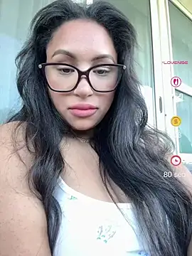 MeghanXO online show from July 8, 2026, 1:37 pm