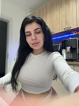 Snapshot of Scarlett-Dream chatting on February 17, 2026, 7:05 am Scarlett-Dream online show from February 17, 2026, 7:05 am