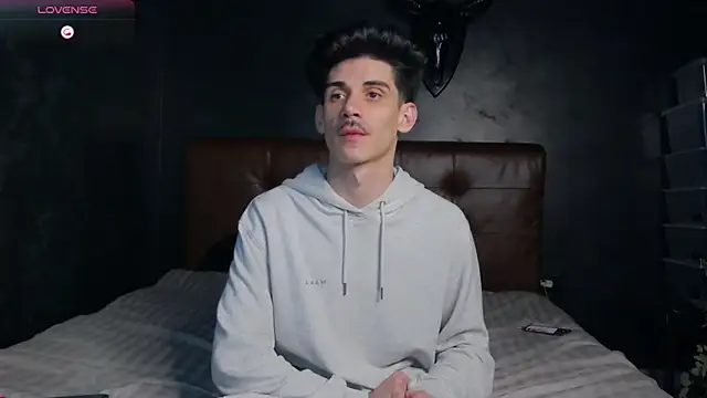 Snapshot of DanielCrush1 chatting on March 9, 2026, 4:11 pm DanielCrush1 online show from March 9, 2026, 4:11 pm