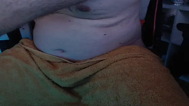 Snapshot of Silver_Boyy chatting on June 26, 2026, 7:29 pm Silver Boyy online show from June 26, 2026, 7:29 pm