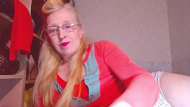 Snapshot of MadamBombShell chatting on December 27, 2024, 12:01 pm MadamBombShell online show from December 27, 2024, 12:01 pm