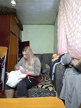 BustyBlond online show from March 1, 2026, 4:25 am