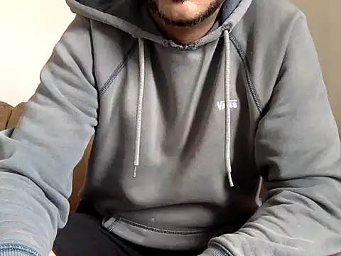 SMOKERBEASTBR online show from February 23, 2026, 4:04 pm