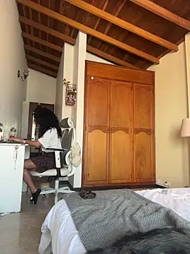 Snapshot of GabriSaenz chatting on January 9, 2026, 2:42 pm GabriSaenz online show from January 9, 2026, 2:42 pm