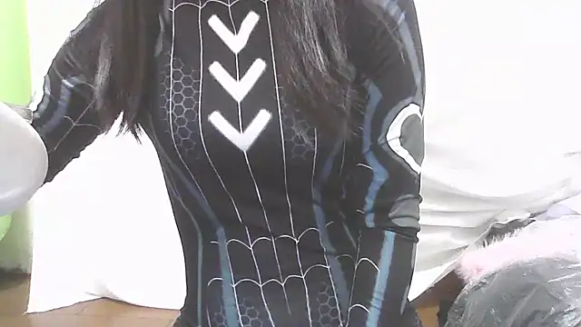 Snapshot of SquirtUniversity chatting on October 12, 2025, 2:32 am SquirtUniversity online show from October 12, 2025, 2:32 am