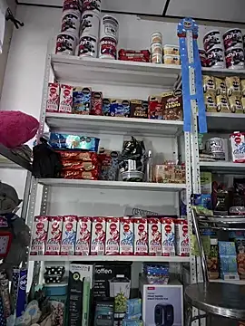 sammyqueenx21 online show from February 20, 2025, 3:19 pm