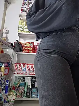 sammyqueenx21 online show from March 1, 2025, 8:56 am