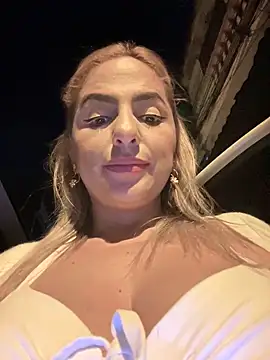 sammyqueenx21 online show from March 23, 2025, 2:15 am