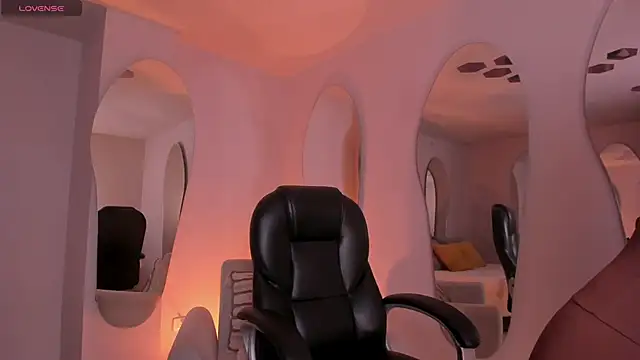 ErikaBenz  online show from January 11, 2026, 12:10 pm