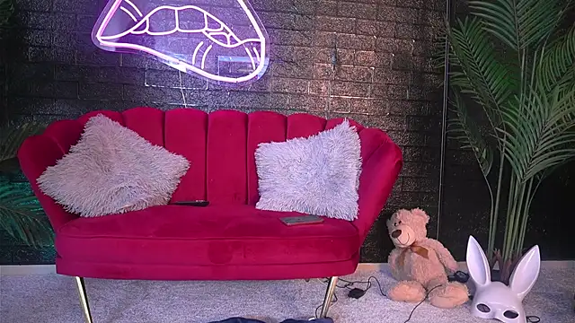 Snapshot of ScarlettQuate chatting on January 8, 2025, 5:59 pm ScarlettQuate online show from January 8, 2025, 5:59 pm