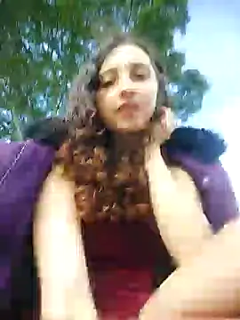 Snapshot of _Laary chatting on December 23, 2024, 8:47 pm Laary online show from December 23, 2024, 8:47 pm