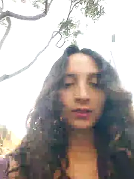 Snapshot of _Laary chatting on February 8, 2025, 9:46 pm Laary online show from February 8, 2025, 9:46 pm