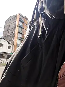 Snapshot of _Laary chatting on September 8, 2025, 8:41 pm Laary online show from September 8, 2025, 8:41 pm