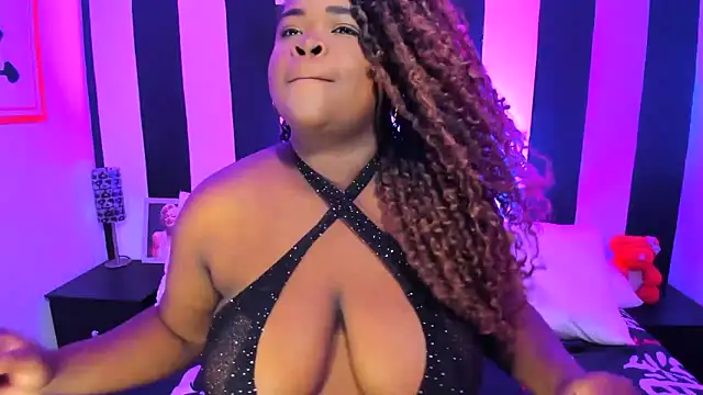 Snapshot of YeminaLeman chatting on March 7, 2025, 6:11 pm YeminaLeman online show from March 7, 2025, 6:11 pm