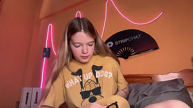 -veranito- online show from December 16, 2025, 9:09 pm