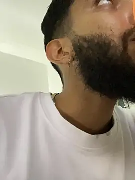 Alessandro  Rossi online show from October 8, 2025, 5:27 am