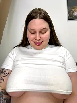 Snapshot of perfect_sweety_girl chatting on September 28, 2025, 7:41 pm perfect sweety girl online show from September 28, 2025, 7:41 pm