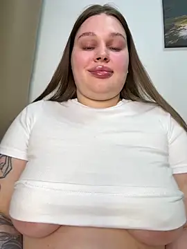 Snapshot of perfect_sweety_girl chatting on November 2, 2025, 6:54 pm perfect sweety girl online show from November 2, 2025, 6:54 pm