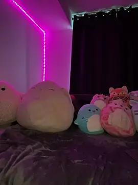 katyaaxo online show from April 12, 2026, 8:58 pm