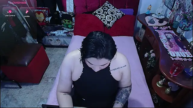 lufek23 online show from November 11, 2025, 3:01 pm