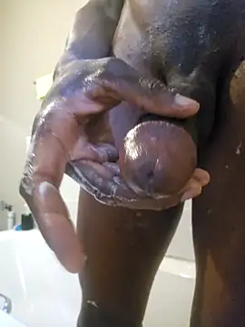 Snapshot of Mutukat chatting on March 12, 2026, 4:29 am Mutukat online show from March 12, 2026, 4:29 am