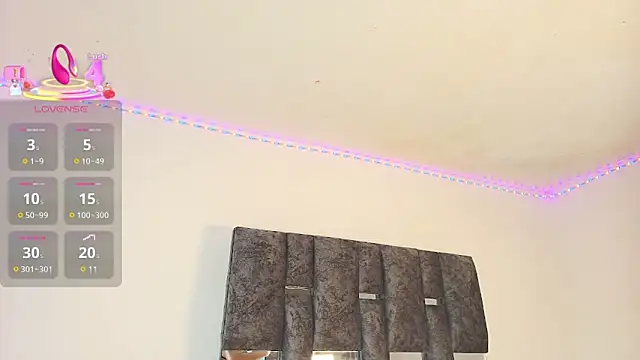 Natasharuso online show from September 25, 2025, 10:30 am