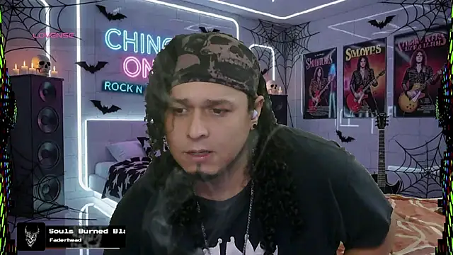 Snapshot of chino_roz chatting on October 30, 2025, 7:10 am chino roz online show from October 30, 2025, 7:10 am